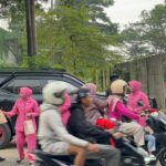 Tebar Kepedulian di Bulan Ramadan, Batalyon D Pelopor Bagikan Takjil untuk Masyarakat Cikarang Pusat