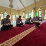 Personel Batalyon D Pelopor Melaksanakan Tadarus Al-Qur’an
