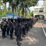 Brimob Batalyon D Pelopor Siaga Pengamanan Nobar Persib Vs Persijap di Wilayah Kabupaten Bekasi