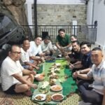 Pererat Tali Silaturahmi Antar Anggota, H. Suparman Ray Gelar Makan Bersama Secara Sederhana